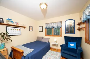 22 Harrison St, Bristol, RI 02809 - Photo 12