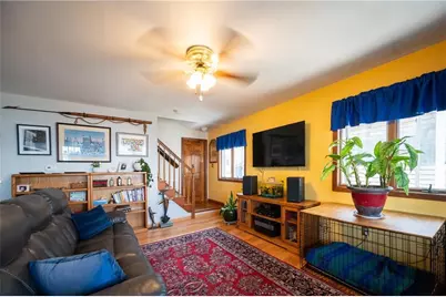 22 Harrison Street, Bristol, RI 02809 - Photo 6