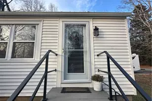 16 Smith St, Bristol, RI 02890 - Photo 44