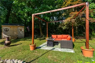 16 Smith St, Bristol, RI 02890 - Photo 4