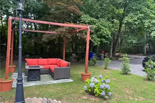 16 Smith St, Bristol, RI 02890 - Photo 6