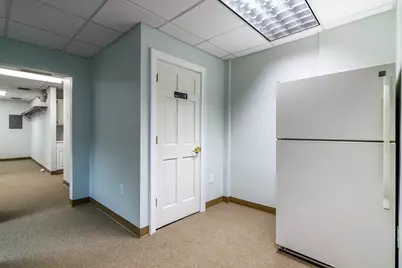 400 Massasoit Avenue #307&308, East Providence, RI 02914 - Photo 18