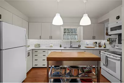 80 Lake Shore Drive, East Greenwich, RI 02818 - Photo 12