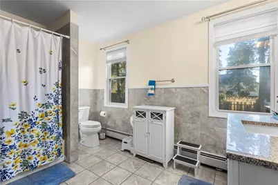 136 Windmill Street, Pawtucket, RI 02860 - Photo 16