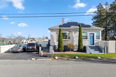 136 Windmill Street, Pawtucket, RI 02860 - Photo 24