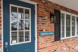 990 Main St, East Greenwich, RI 02818 - Photo 2