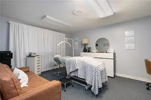 990 Main St, East Greenwich, RI 02818 - Photo 10