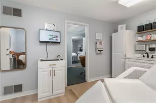 990 Main St, East Greenwich, RI 02818 - Photo 12