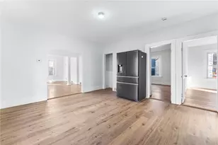 65 Mill St, Woonsocket, RI 02895 - Photo 8