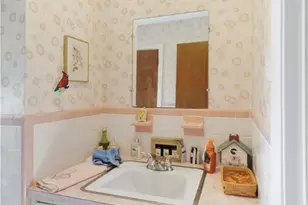 89 North Ct, Tiverton, RI 02878 - Photo 18