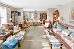 89 North Ct, Tiverton, RI 02878 - Photo 10