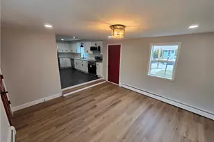 73 Tucker St St, Lincoln, RI 02865 - Photo 6