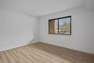 650 E Greenwich Ave, West Warwick, RI 02893 - Photo 20