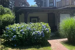 46 Chastellux Ave, Newport, RI 02840 - Photo 1