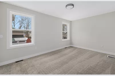 13 School Street, West Warwick, RI 02893 - Photo 18