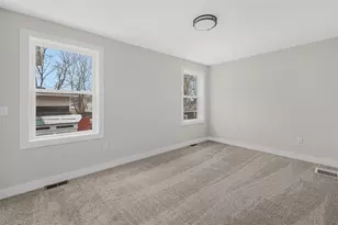 13 School St, West Warwick, RI 02893 - Photo 18