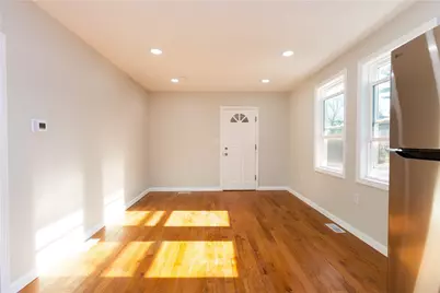 45 Tourtelott Avenue, Warwick, RI 02886 - Photo 8