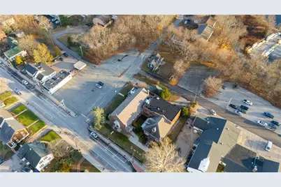 3252 Post Road, Warwick, RI 02886 - Photo 34