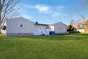 7 Restmere Terrace, Middletown, RI 02842 - Photo 12