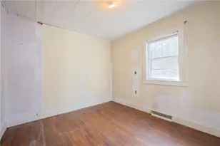 5 Lee's Ln, Glocester, RI 02814 - Photo 10