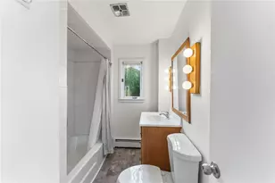 26 Glen St, East Providence, RI 02915 - Photo 8