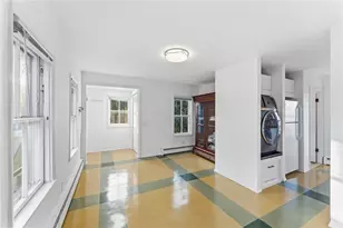 26 Glen St, East Providence, RI 02915 - Photo 4