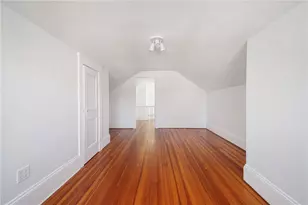 33 Evergreen St, Providence, RI 02906 - Photo 38