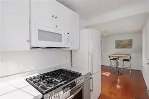 33 Evergreen St, Providence, RI 02906 - Photo 28