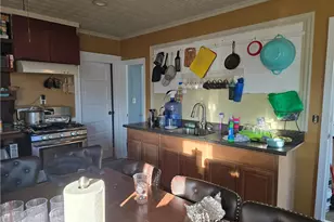 9 Makin St, Pawtucket, RI 02861 - Photo 2