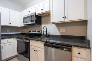 6899 Post Rd, North Kingstown, RI 02852 - Photo 16