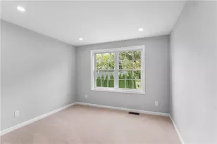 178 Highland St, Cranston, RI 02920 - Photo 16