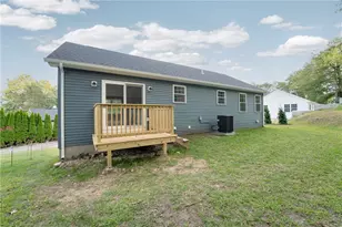 178 Highland St, Cranston, RI 02920 - Photo 44