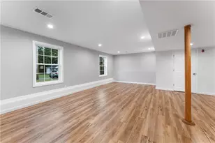 178 Highland St, Cranston, RI 02920 - Photo 32