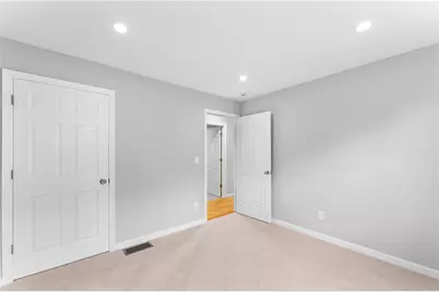 178 Highland Street, Cranston, RI 02920 - Photo 18