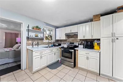588 Manton Avenue, Providence, RI 02909 - Photo 10