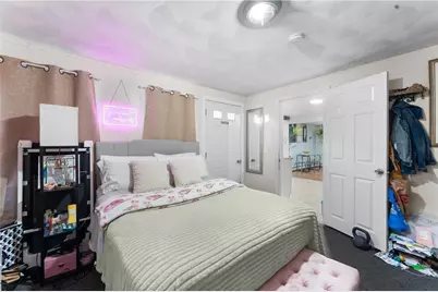 588 Manton Avenue, Providence, RI 02909 - Photo 16