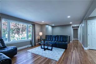 20 Maplewood Dr, Coventry, RI 02816 - Photo 12