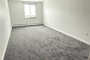 66 Girard Ave, Newport, RI 02840 - Photo 16