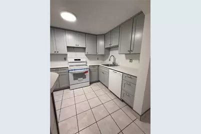 66 Girard Avenue #207, Newport, RI 02840 - Photo 6