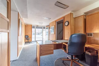 1020 Warwick Avenue, Warwick, RI 02888 - Photo 16