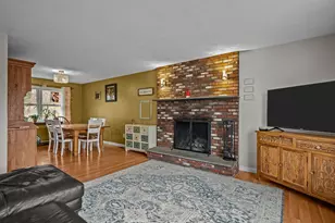 35 Robin Hollow Ln, Westerly, RI 02891 - Photo 12