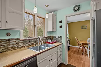 35 Robin Hollow Lane, Westerly, RI 02891 - Photo 18