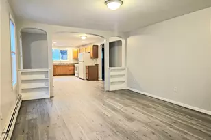 82 Wood St, Coventry, RI 02816 - Photo 4