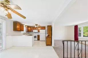 38 Pinecrest Dr, Exeter, RI 02822 - Photo 14