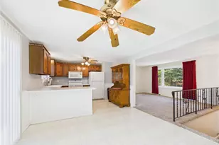 38 Pinecrest Dr, Exeter, RI 02822 - Photo 10