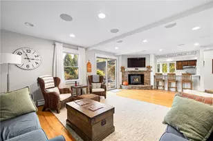 138 Carroll Ave, Newport, RI 02840 - Photo 14