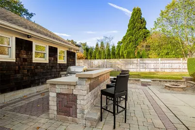 138 Carroll Avenue, Newport, RI 02840 - Photo 12