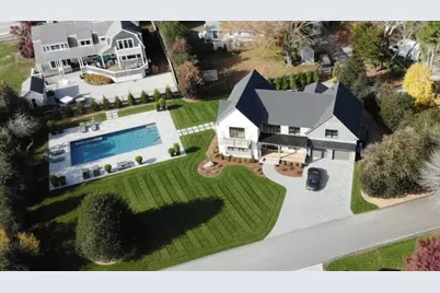 27 Marcello Drive, Jamestown, RI 02835 - Photo 4