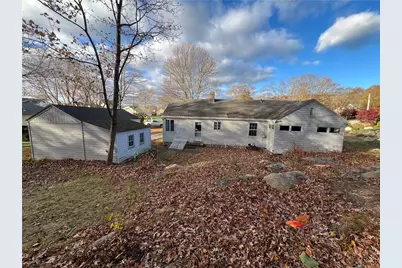 11 Hubbard Street, Westerly, RI 02891 - Photo 4