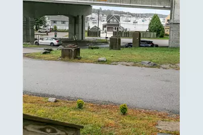 190 Railroad Avenue, Portsmouth, RI 02871 - Photo 28